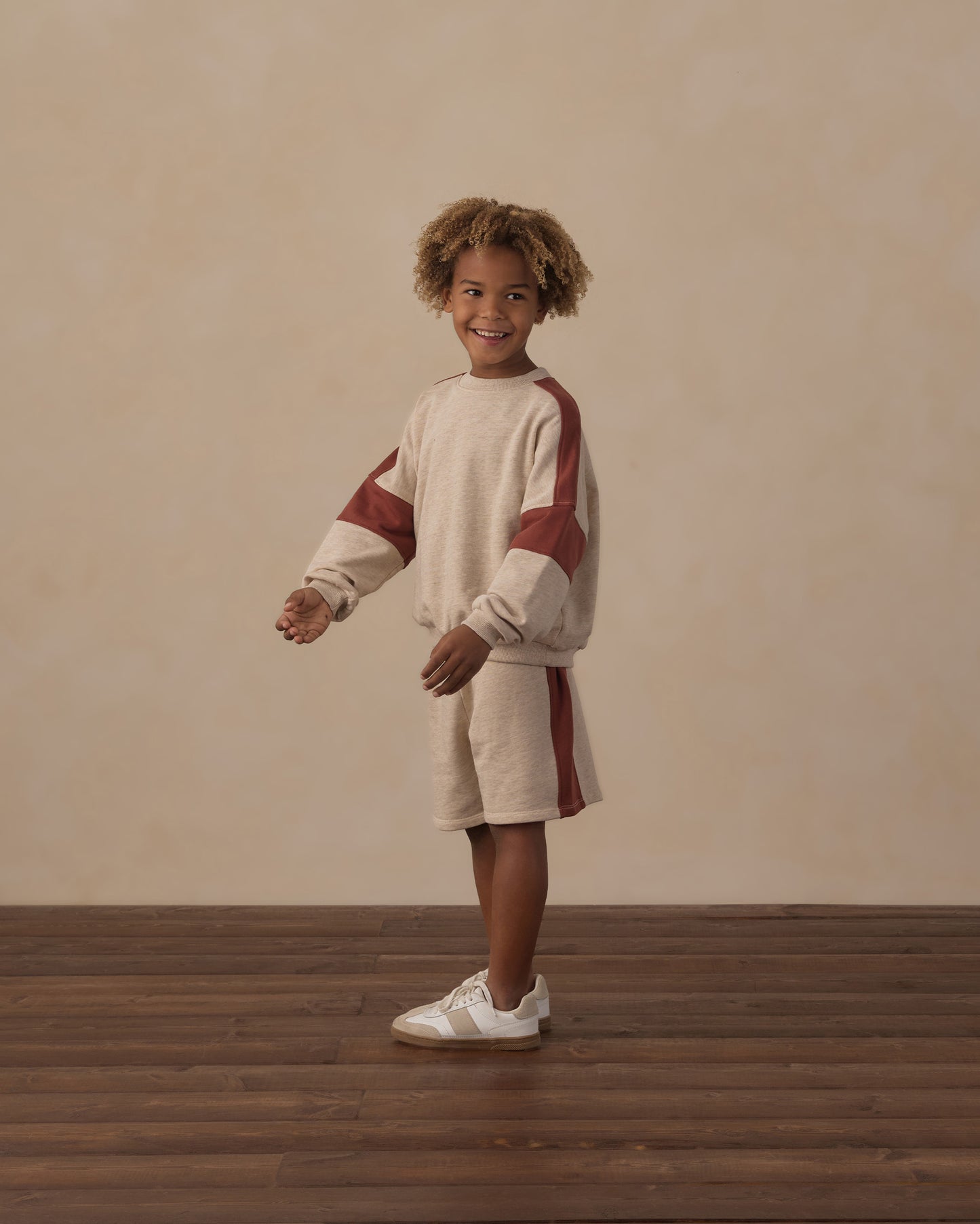 Rylan Sweatshirt | Heathered Ash