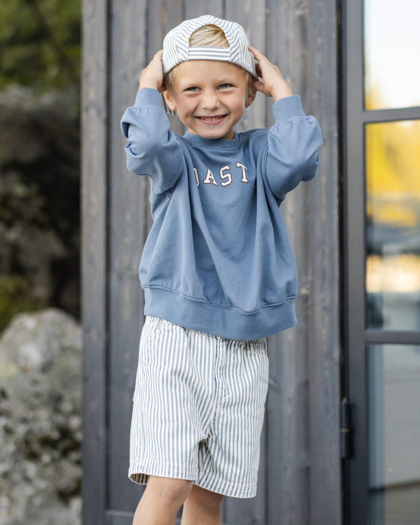 Dawson Short || Railroad Stripe