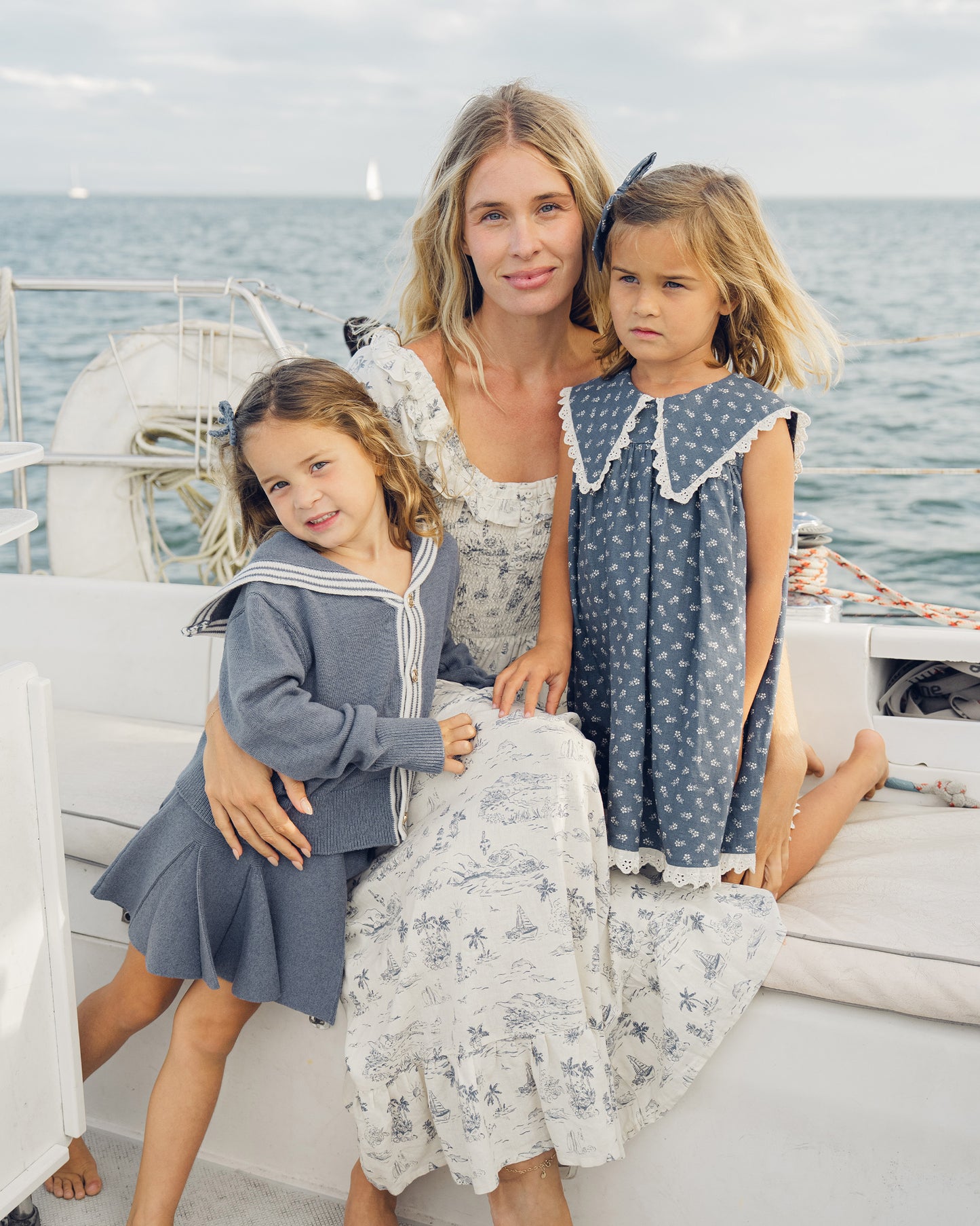 Crochet Bow Clip || Marine