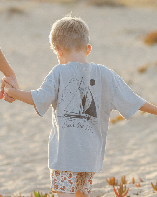 Relaxed Tee || Seas The Day