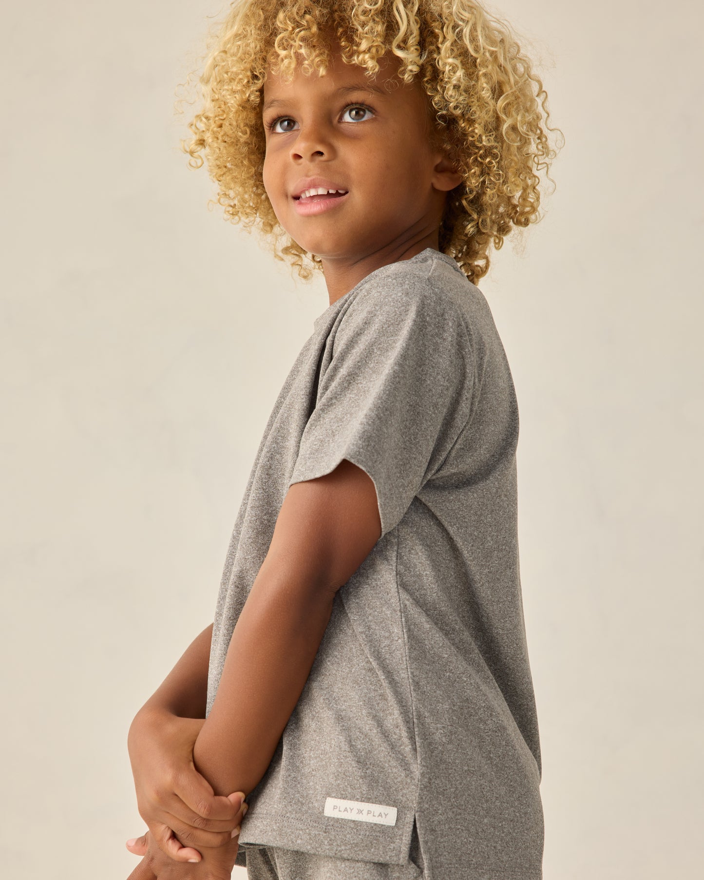 Cove Essential Tee || Heathered Grey