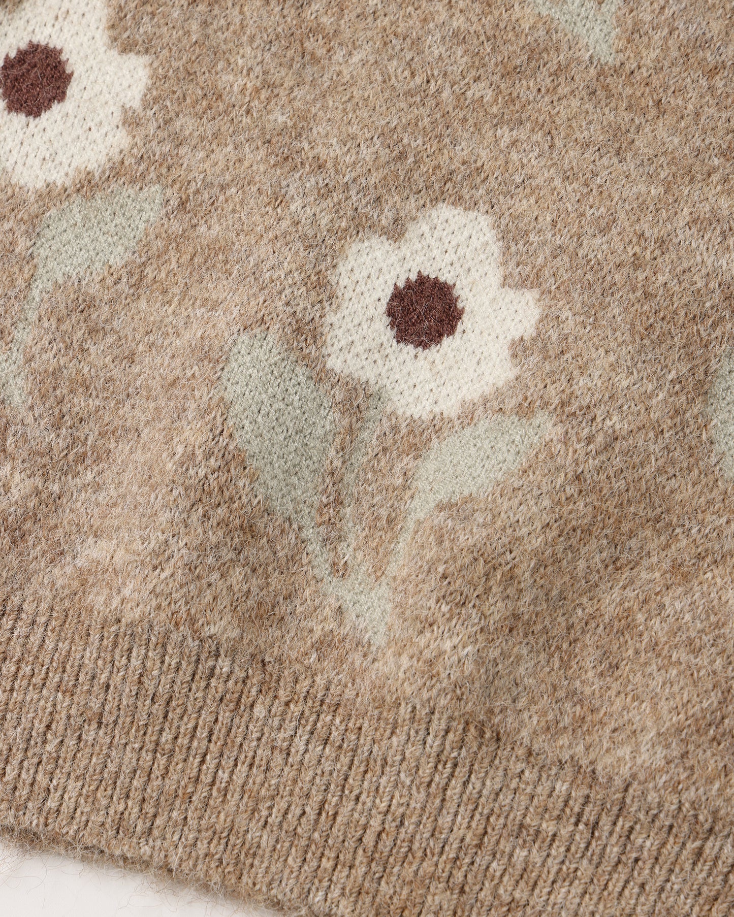 Aspen Sweater || Fawn Flower