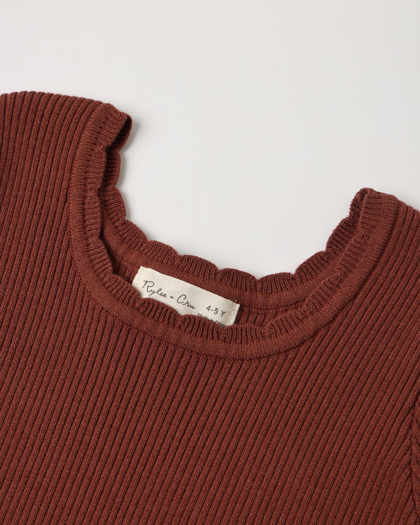 Scallop Tee | Brick
