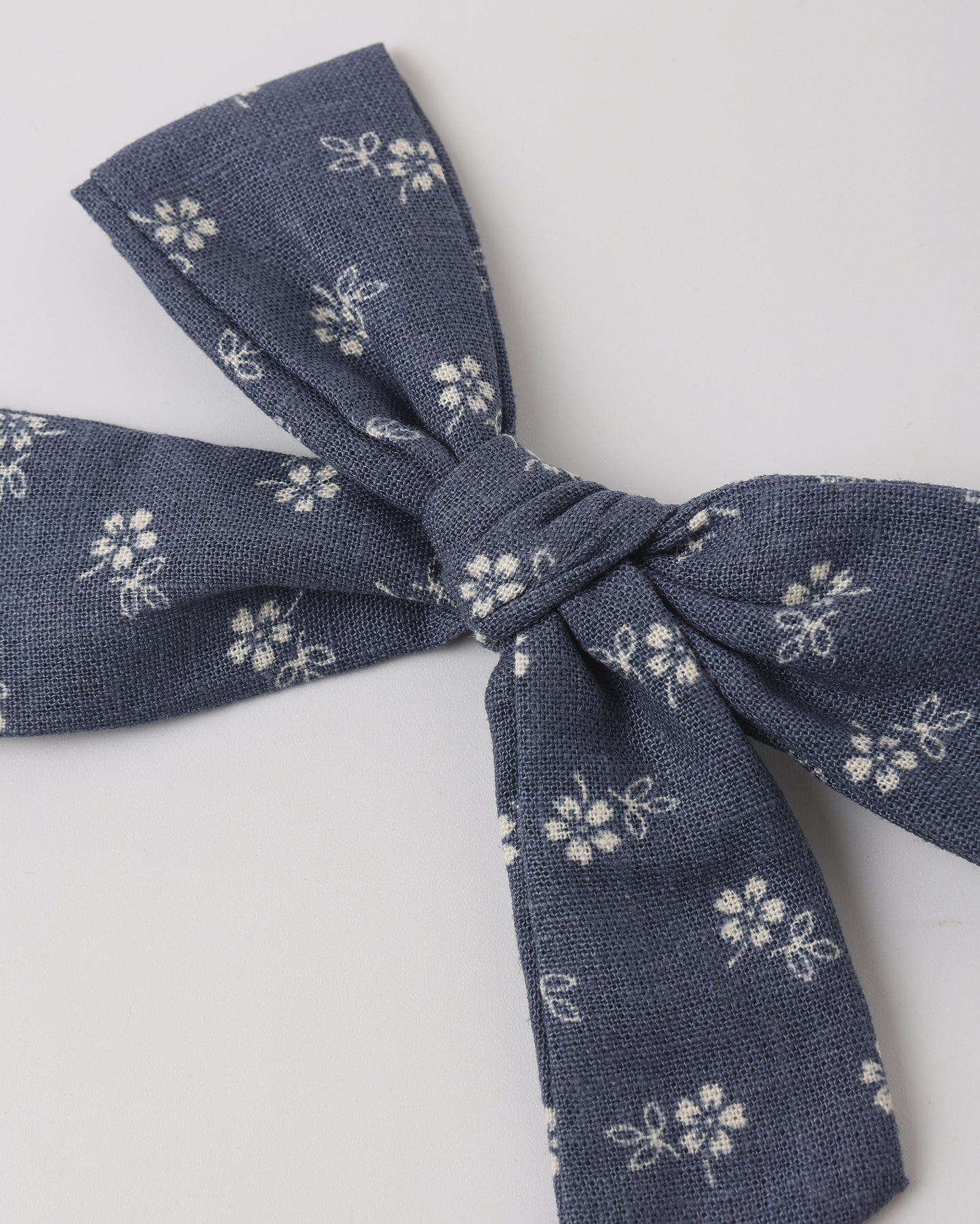Bow || Ditsy