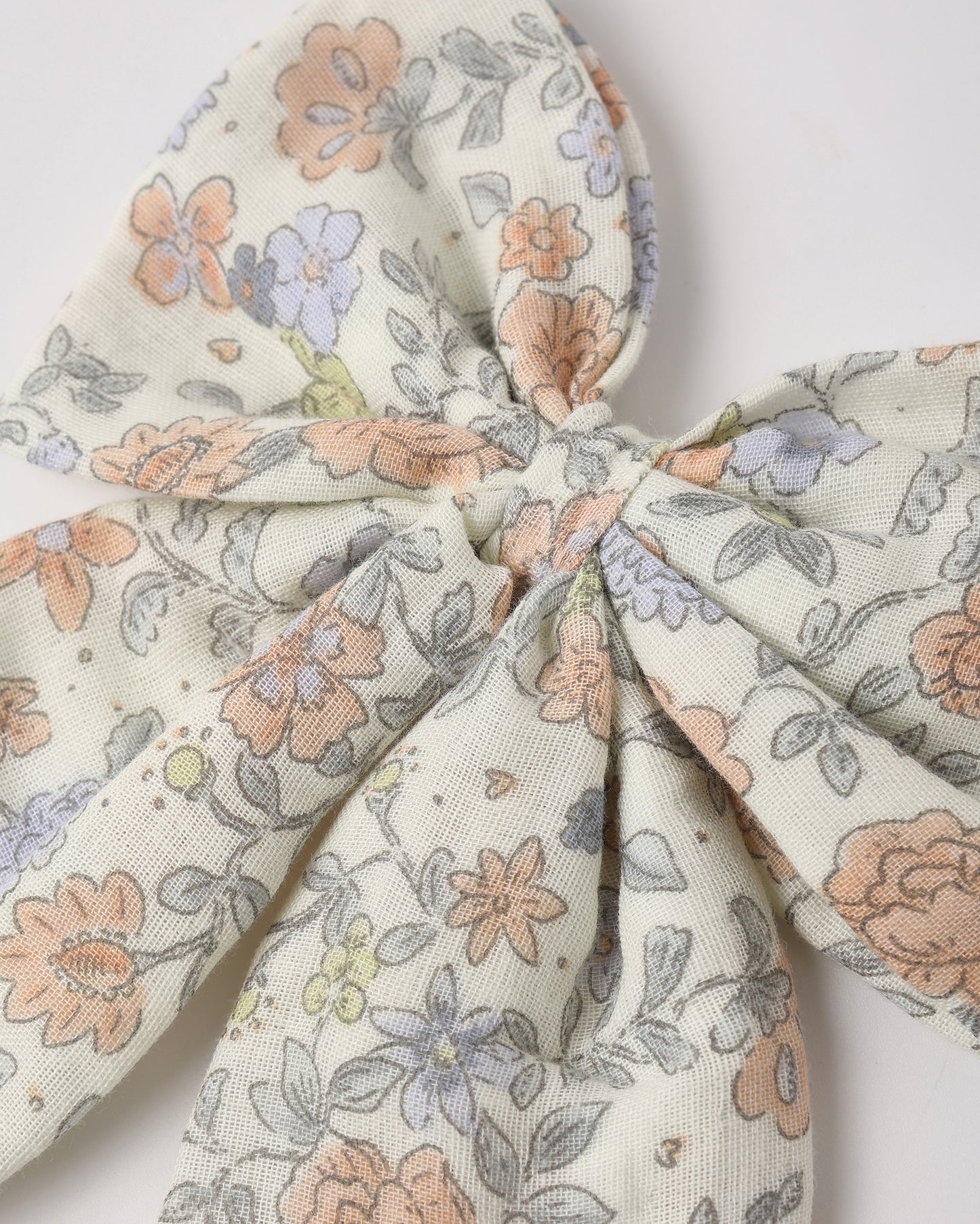 Oversized Bow || Bloom