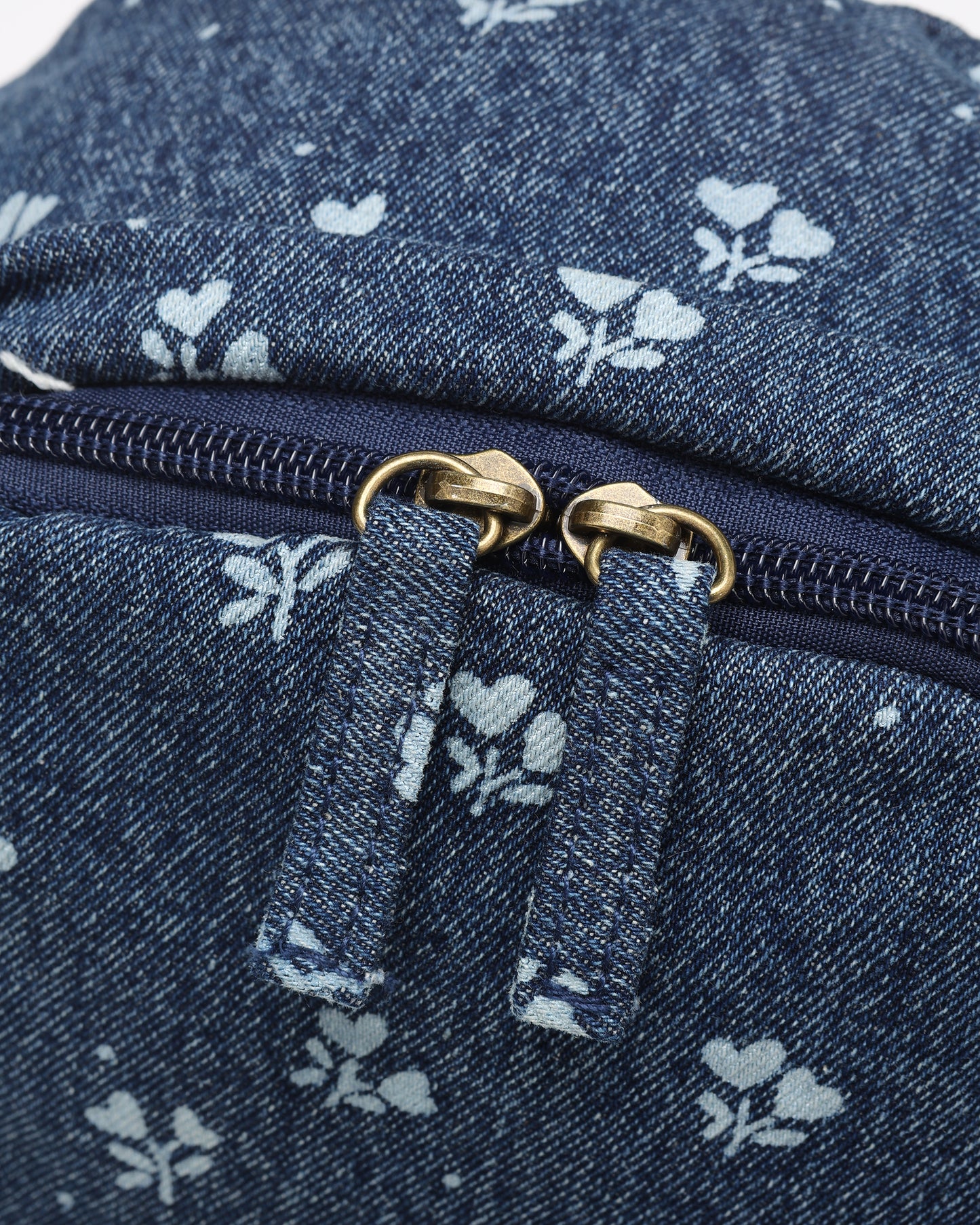 Mini Backpack || Heart Ditsy
