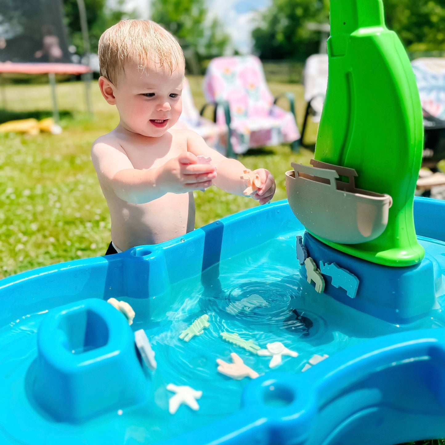 Noah’s Ark Suction Water Toy