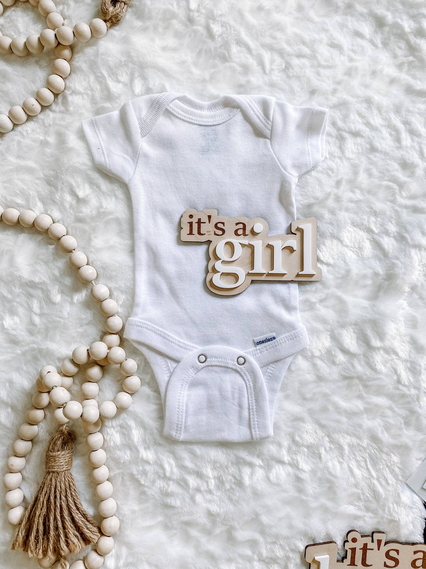 It’s a Girl Gender Reveal Announcement Sign: White