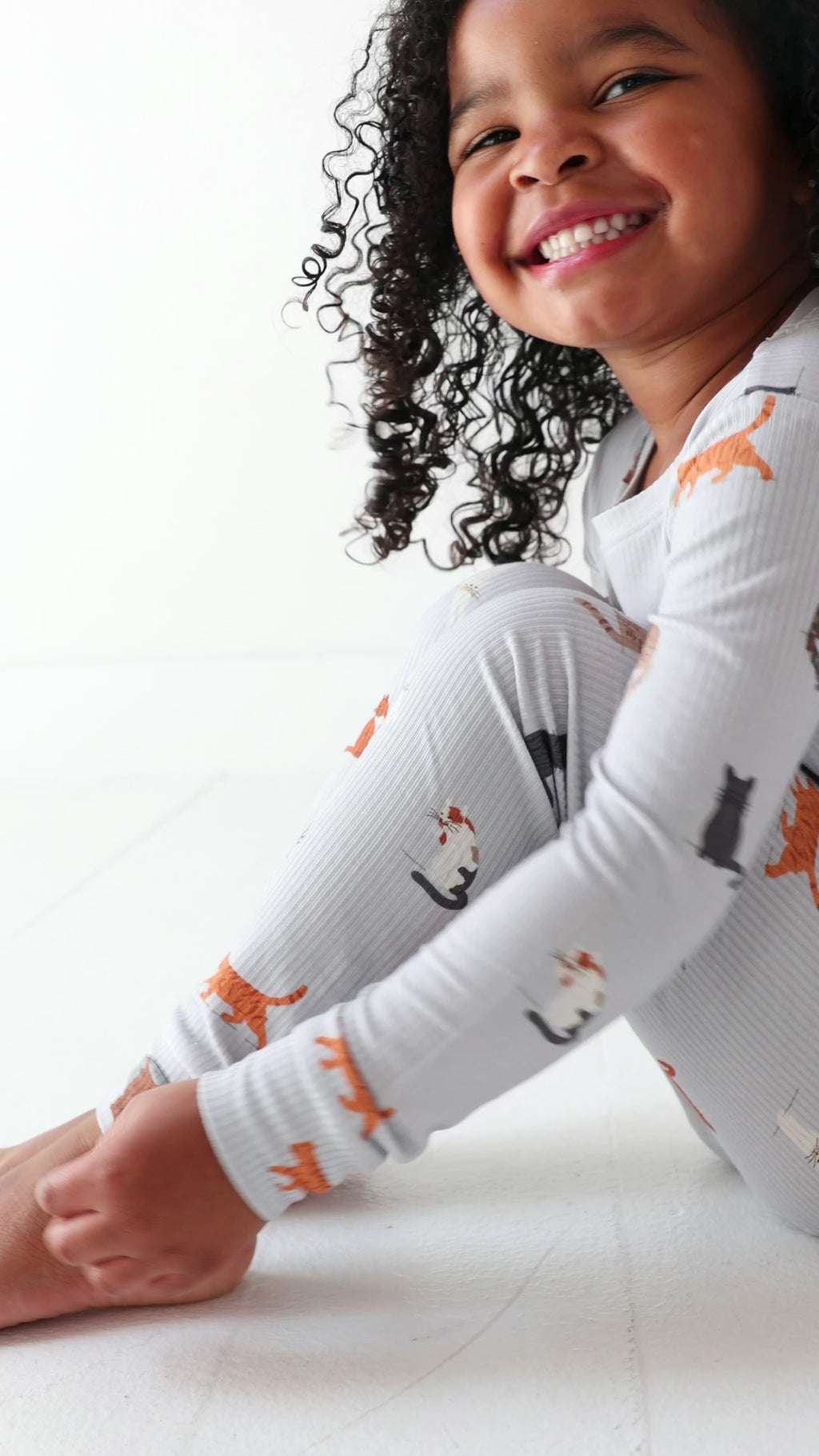 Bamboo Pajama Set | Cats Gray (Small Ribbed)
