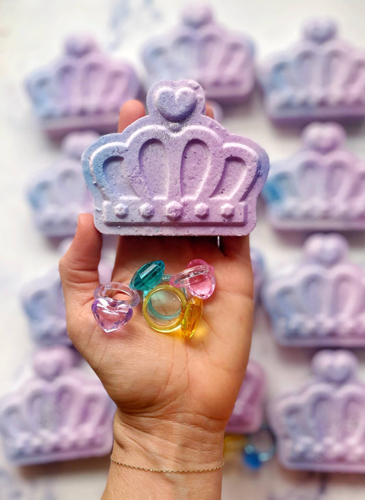Crown Bath Bomb (with toy inside!)