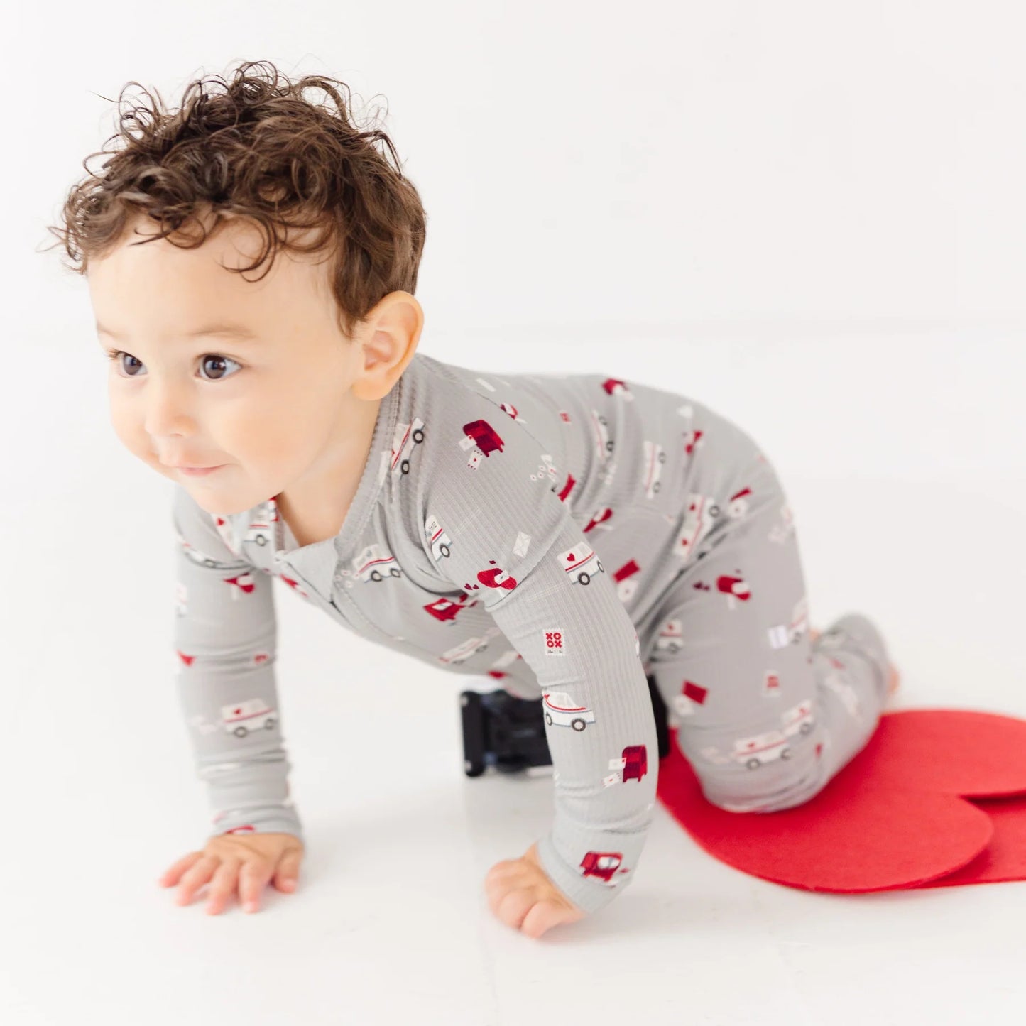 Bamboo Zip Sleeper w Fold-Over Feet | Cupid’s Postal Service