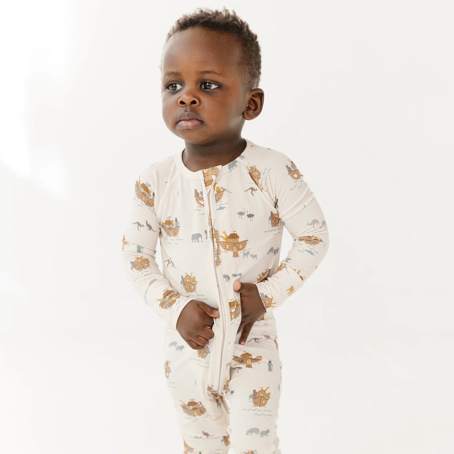 Bamboo Zip Sleeper w Fold-Over Feet | Noah's Ark (Small Ribbed)