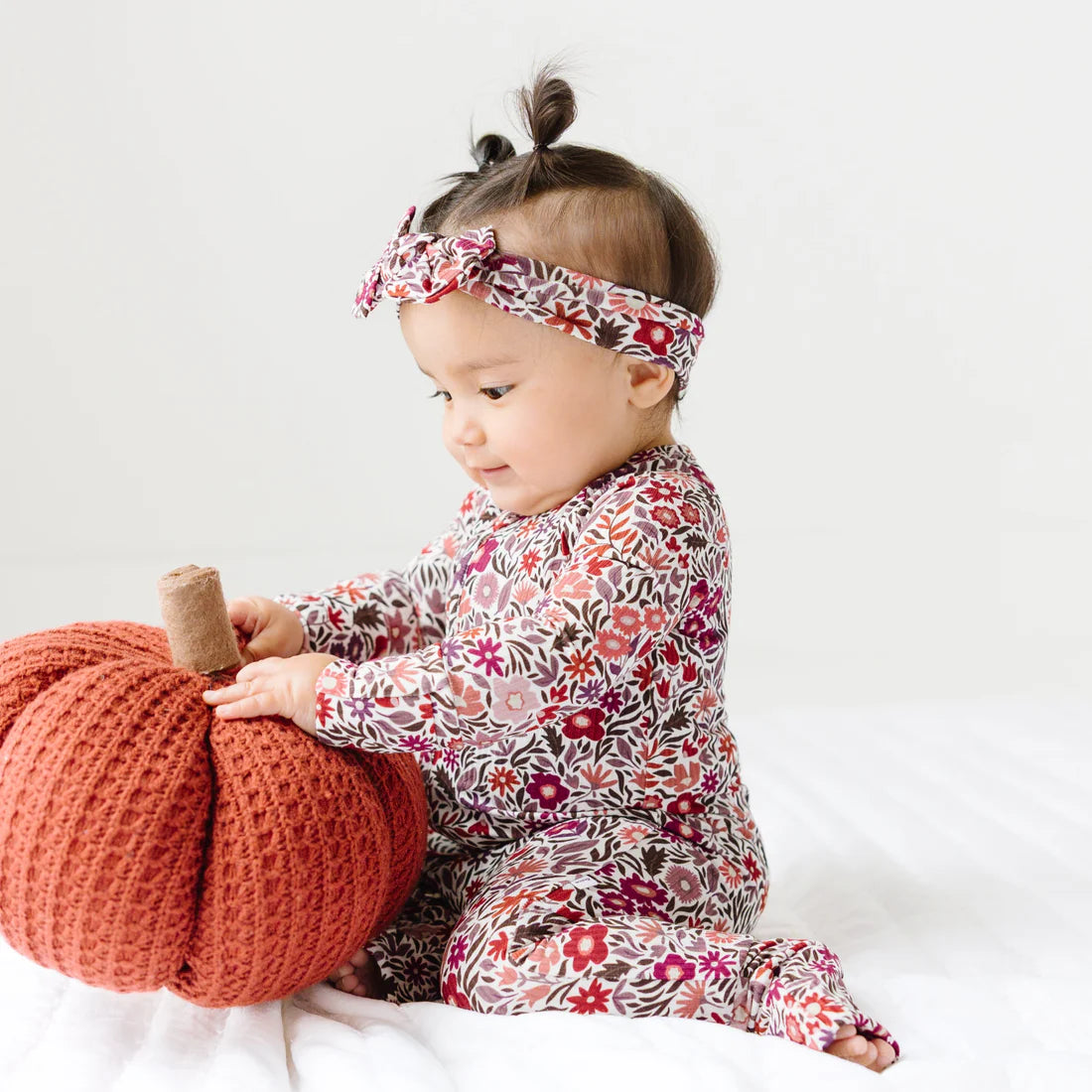 Bamboo Sleeper w/ Fold-Over Feet | Fall Blooms (Small Ribbed)