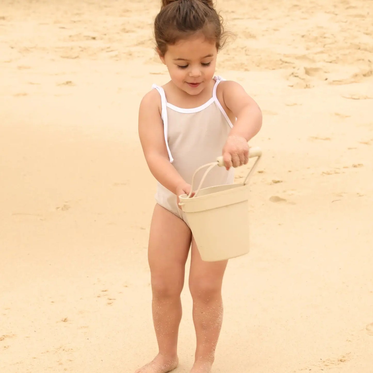 Silicone Beach and Sand Toys, 6-Piece Set | Multiple Colors