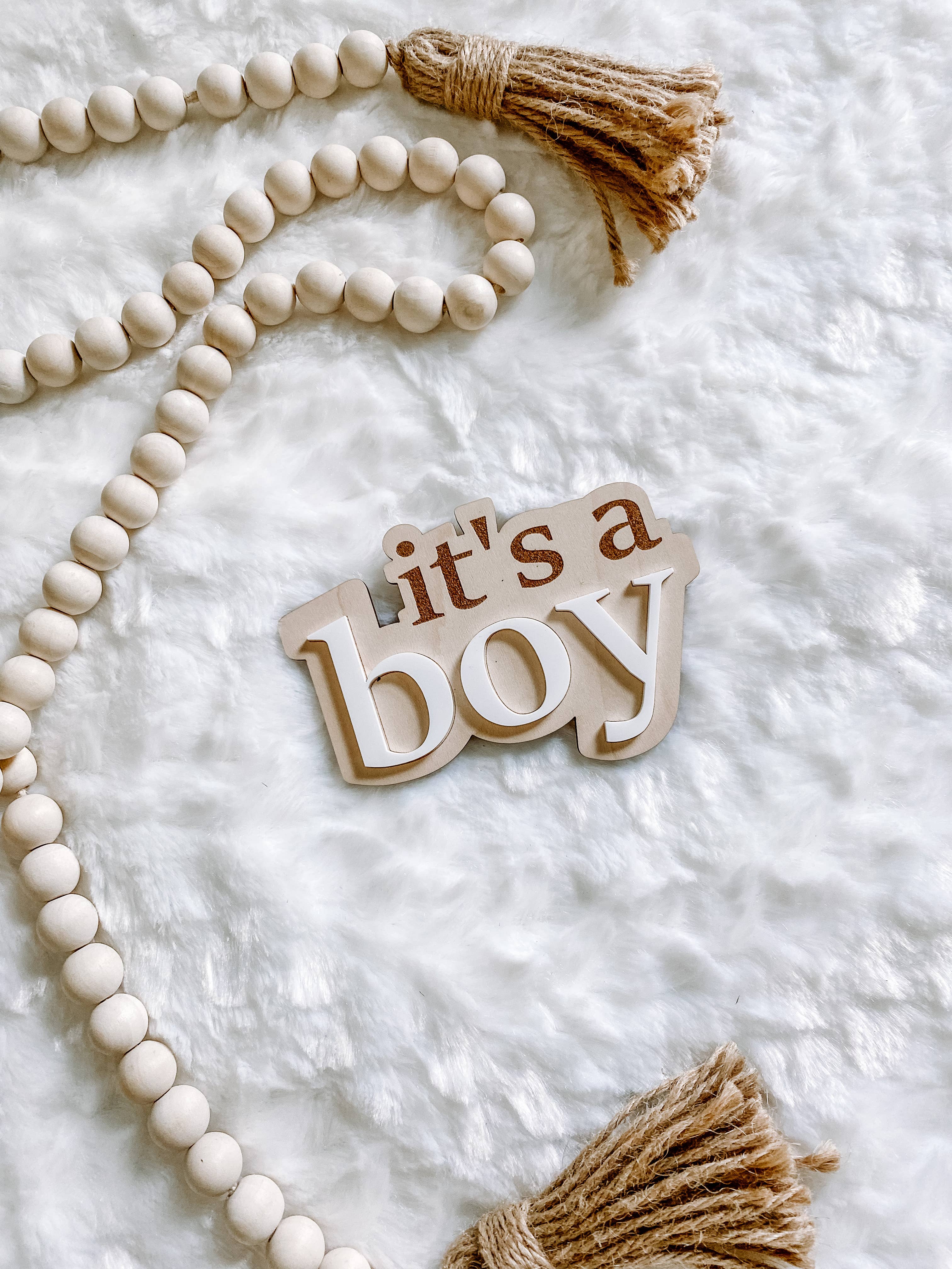 It’s a Boy Gender Reveal Announcement Sign: White – ROBIN•riley