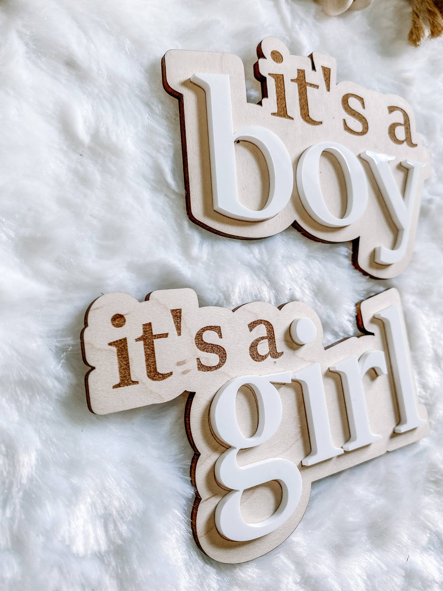 It’s a Girl Gender Reveal Announcement Sign: White