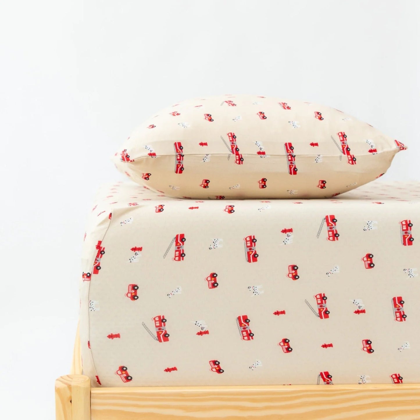 Twin Sheet & Pillow Case | Firetrucks