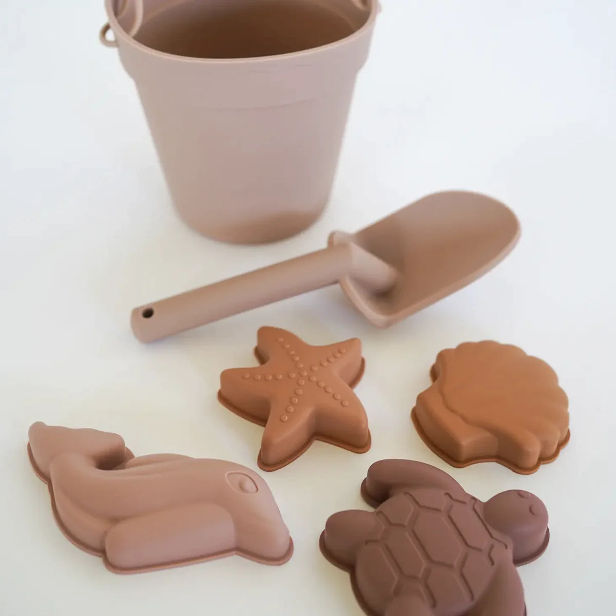 Silicone Beach and Sand Toys, 6-Piece Set | Multiple Colors