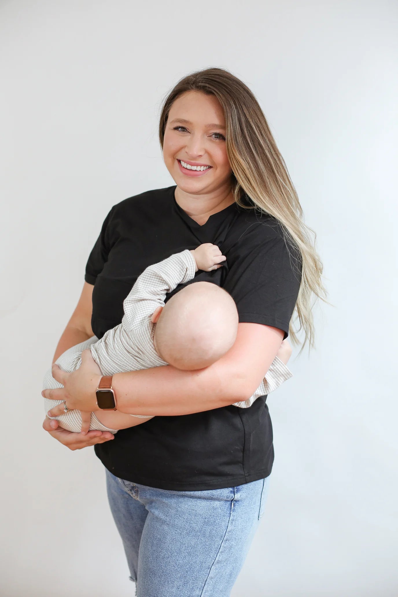 Crew Neck Full Zip Breastfeeding Tee | Black