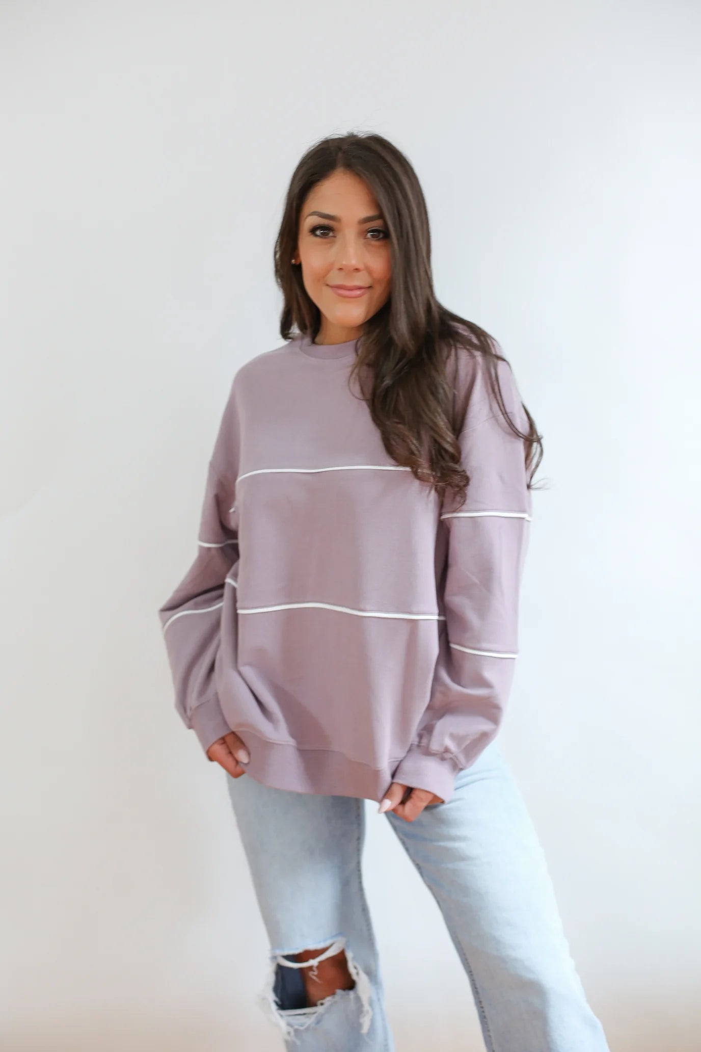 Invisible Zipper Breastfeeding Sweatshirt with Piping | Lilac