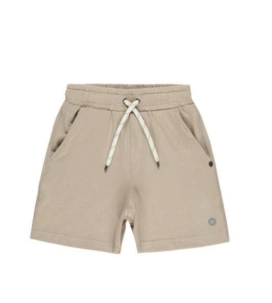 Oceanside Tech Short || Pebble
