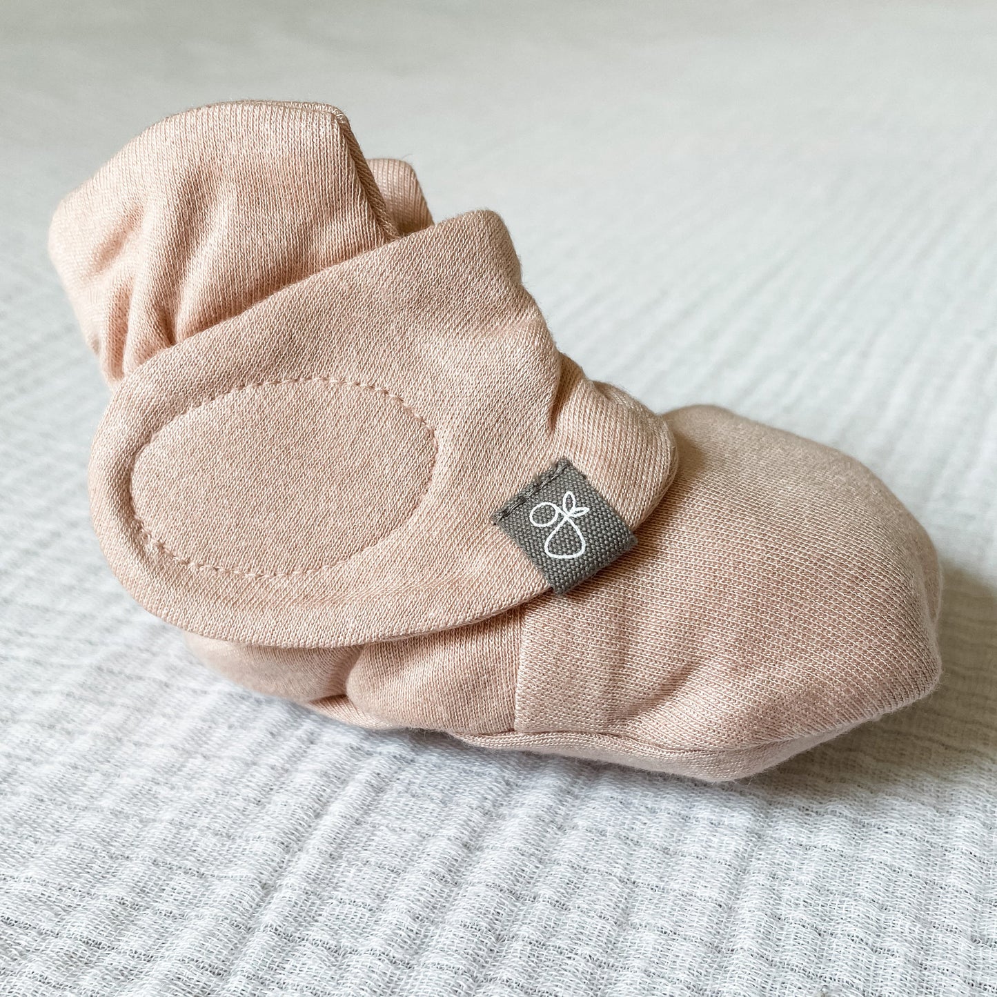 Organic Cotton Stay-On Baby Booties | Rose
