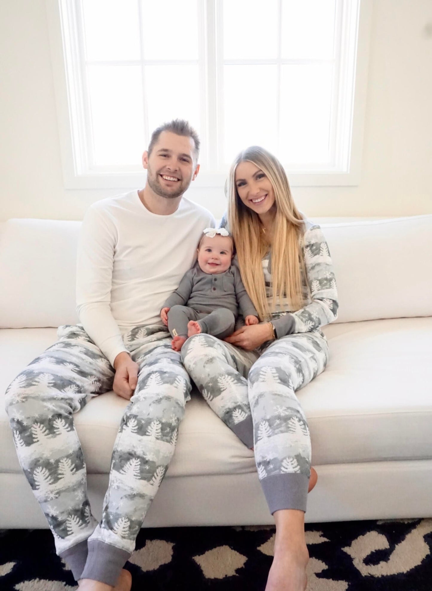 Organic Women's 2-Pc Lounge Set w/ Cap | Winter Wonderland