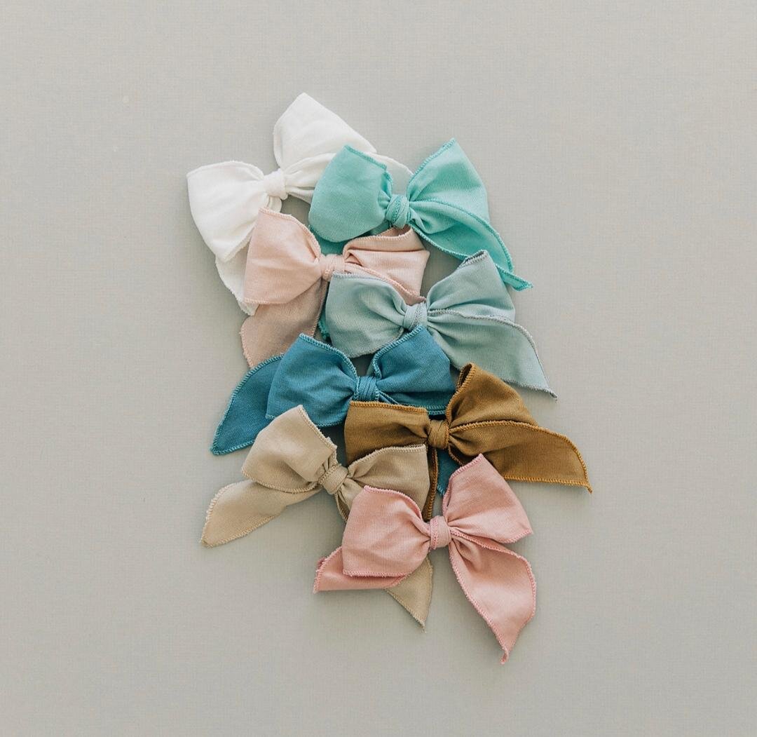 Edged Clip Bows | Oversized