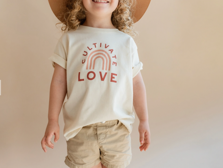 Cultivate Love - Tee