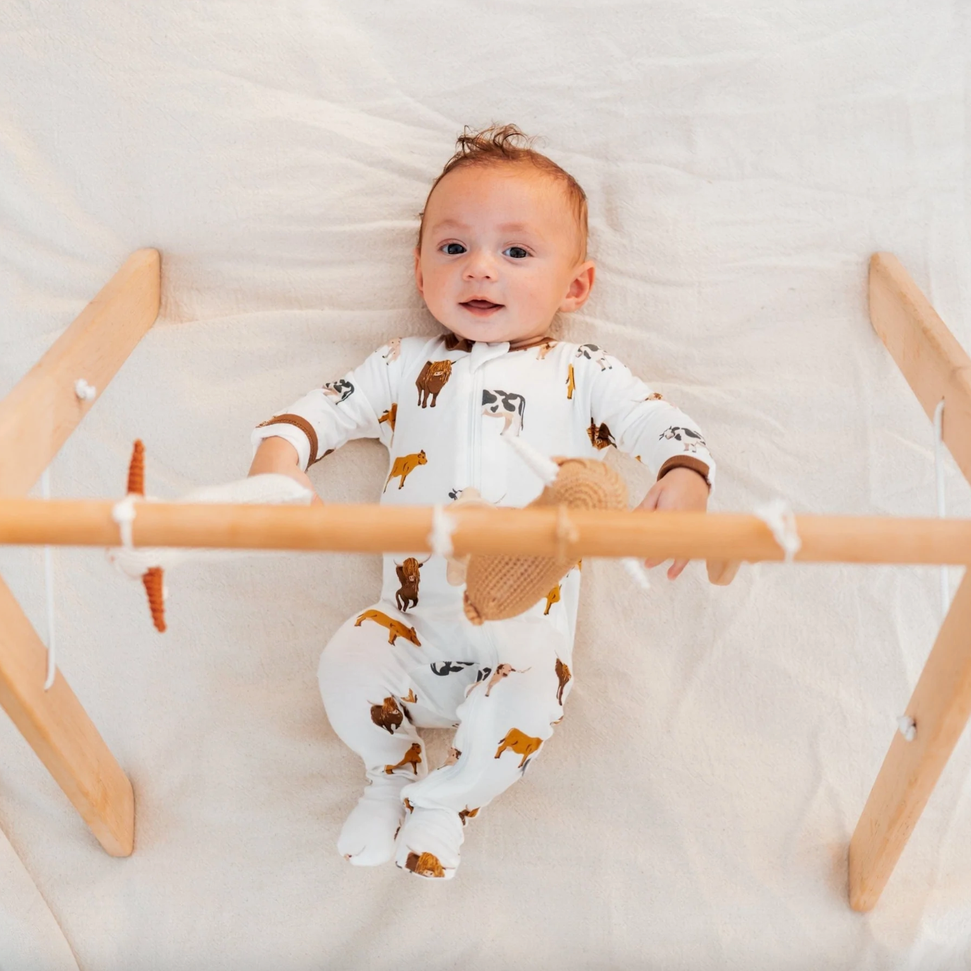Bamboo Cotton Zipper Footie | Moo (Cows)