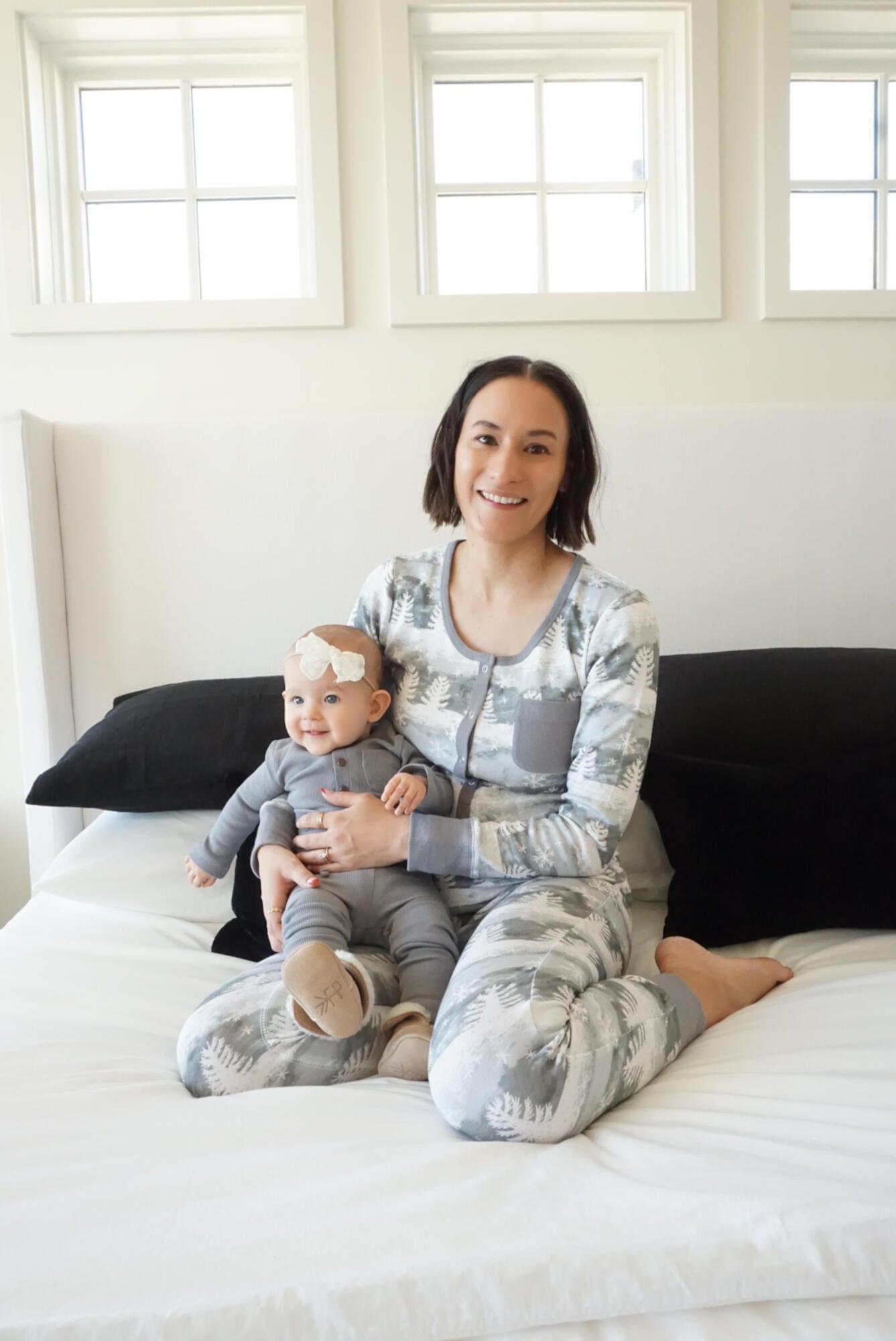 Organic Women's 2-Pc Lounge Set w/ Cap | Winter Wonderland